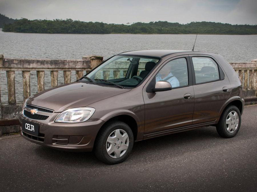  Chevrolet Celta 5-Door 2013 года  (фото 5 из 11)